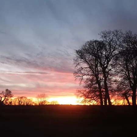 Le Bucher Du Chateau Barbeville